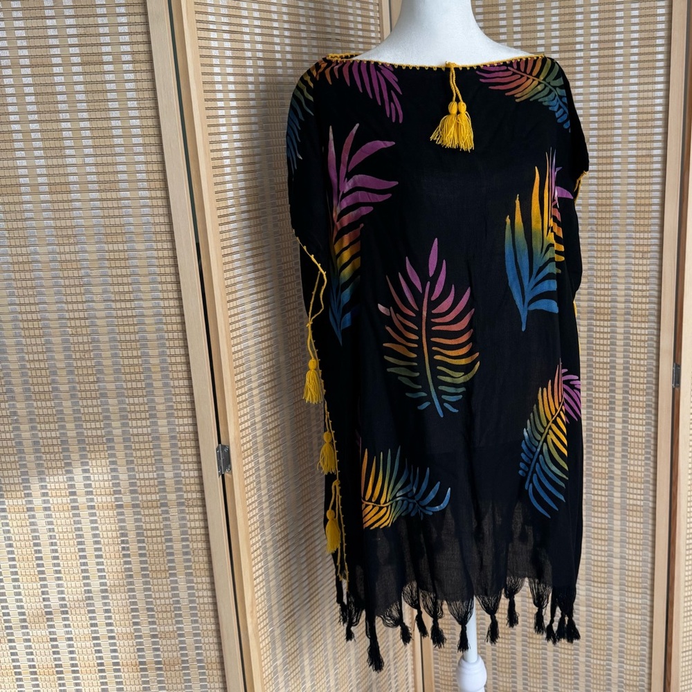 Hand-printed Vibrant Leaf Pattern Women's Swim Cover-Up